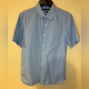 Perry Ellis Men’s Light Blue Short Sleeve Button Down Shirt - Size S